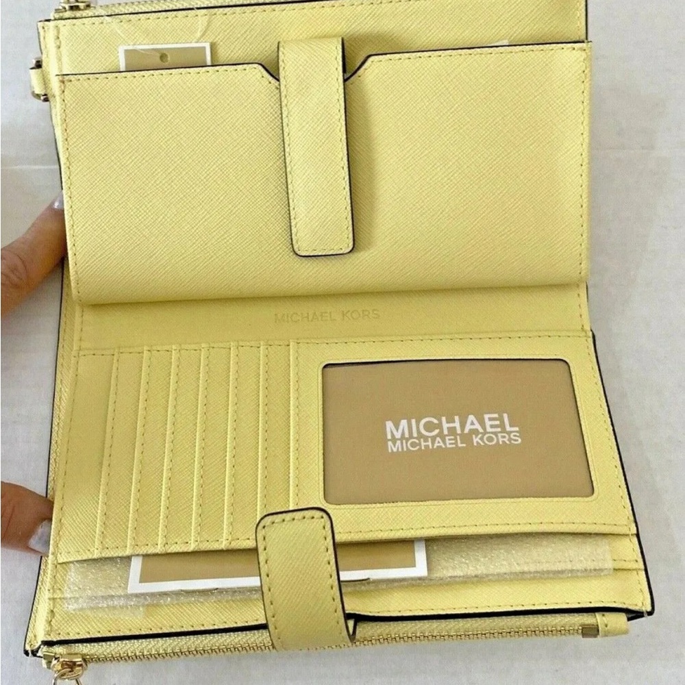 New Michael Kors Jet Set Travel Double zip wristlet Saffiano Leather Sunshine - Picture 5 of 6